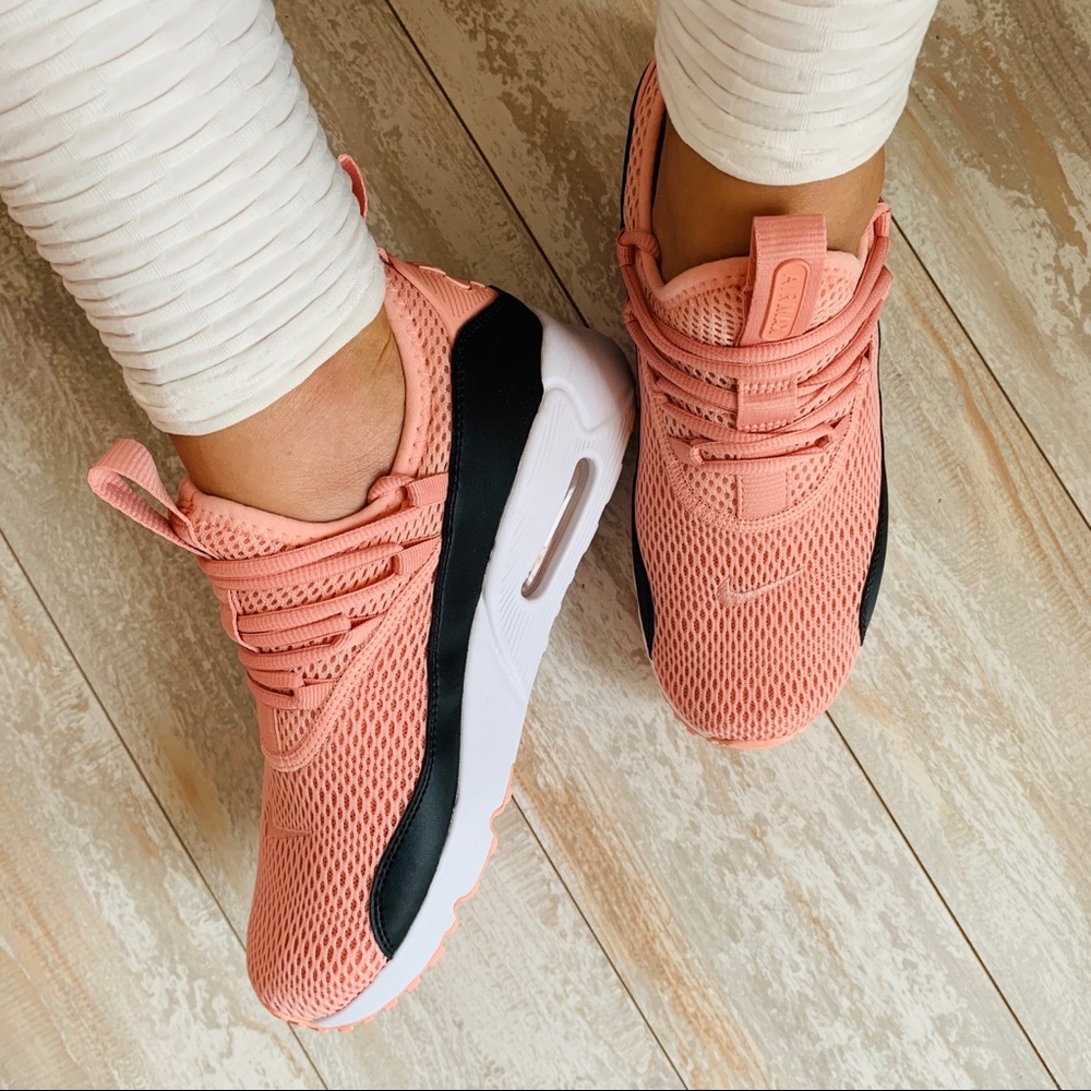NWT Nike Air Max EZ coral sneakers - Picture 3 of 11